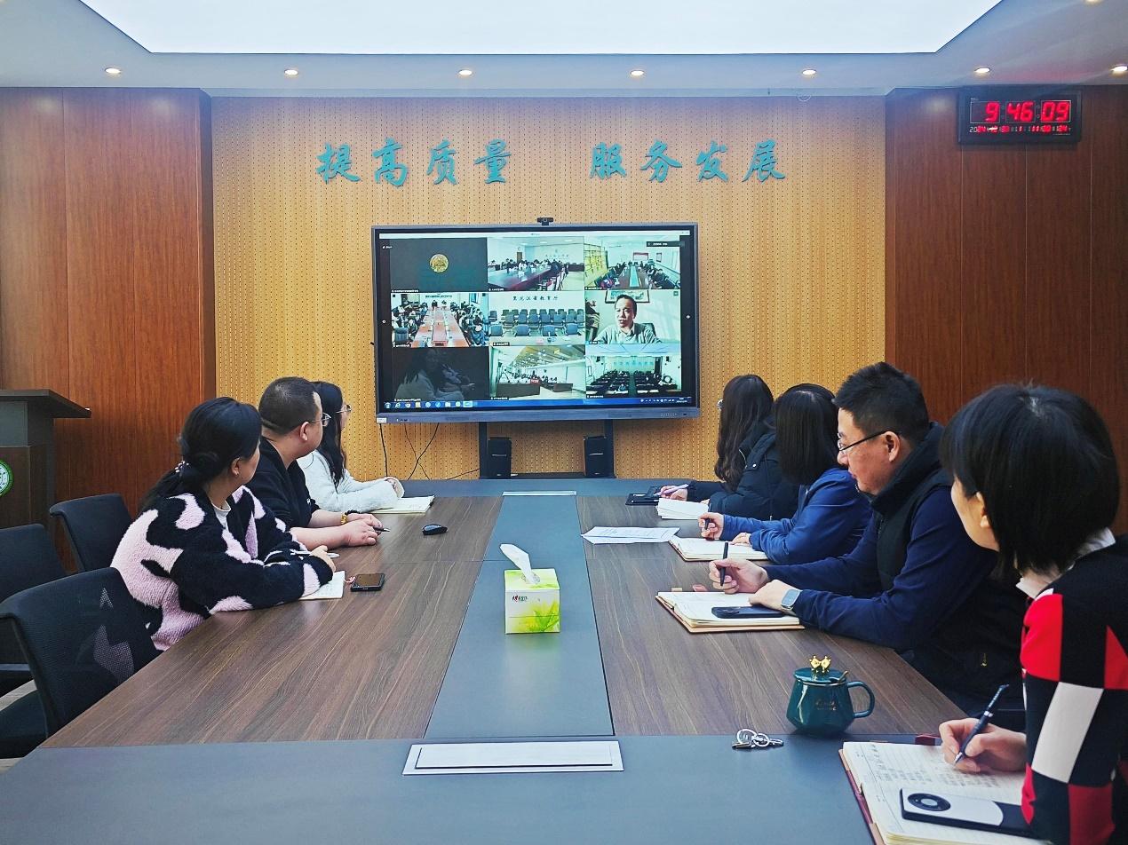 365英国官网组织参加《<中华人民共和国学位法>解读》专题讲座线上会议